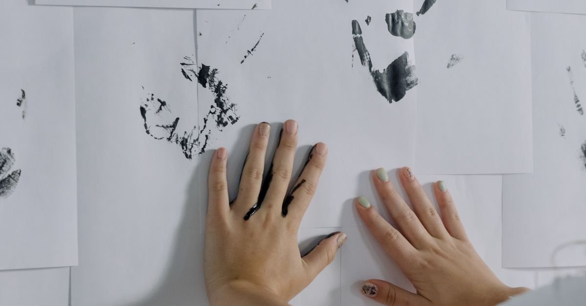 Hands