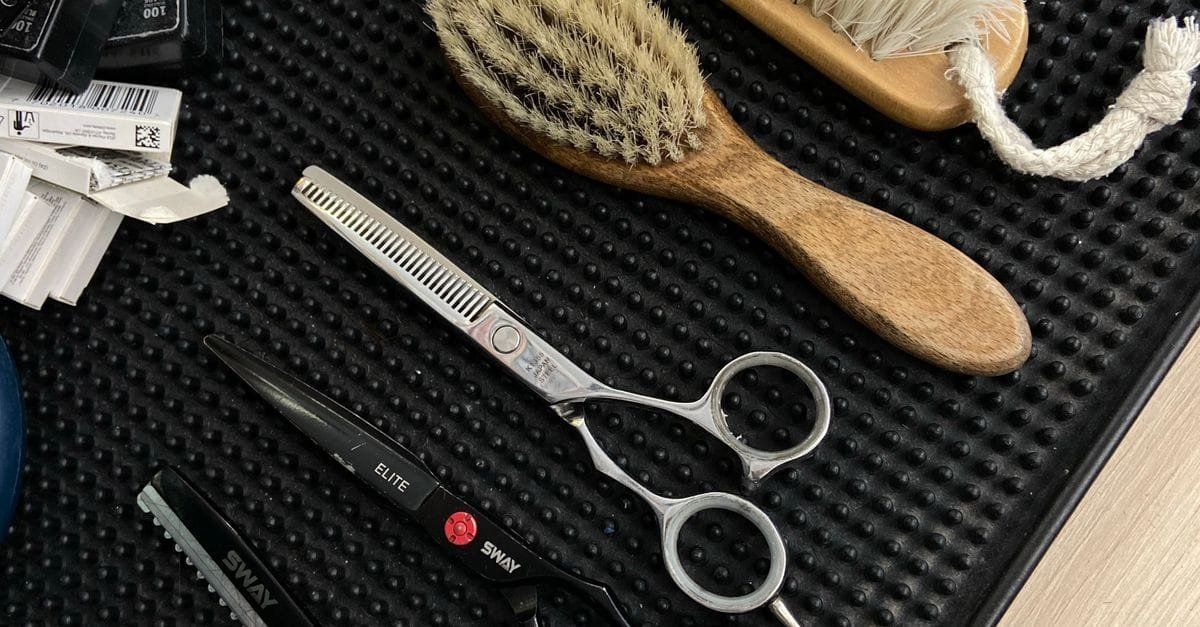 Deshedding Tools